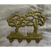 Schlüsselbrett Messing Baumlandschaft von SunibaVintageShop