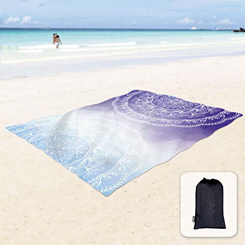 Sunlit Mandala Design Silky Soft Sand Free Beach Blanket Sandproof Mat with Corner Pockets and Mesh Pocket 215 x 183 cm for Beach Parties, Travel, Camping and Outdoor Music Festival, Blue Mandala von Sunlit