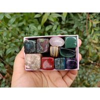 Beginners Crystal Kit 10 Stück in Geschenkbox, Beliebteste Trommelkristalle | Heilkristalle Und Steine von SunnyBonny