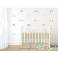 Baby Elephant Fabric Wanddekalen-Set Von 18 Fun Wall Sticker-Nicht-Toxisch, Wiederverwendbar, Wiederpositionierbar von SunnyDecals