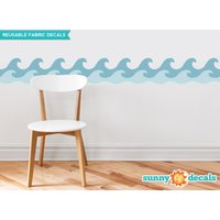 Welle Wandrand Stoff Wandaufkleber - Set Von Zwei 7, 8 Zoll X 24, 8 Abschnitte Erhältlich in 2 Farboptionen Wiederverwendbar, Wiederbeschreibbar von SunnyDecals