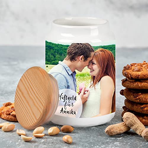 Sunnywall personalisierbare Vorratsdose mit Text Foto – Keramik mit Echtholzdeckel 700 ml. Keksdose inkl. gratis Geschenkkarte - Geschenkidee für Kekse Keramikdose mit Holzdeckel von Sunnywall