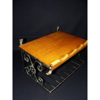 Midcentury Wandgarderobe Schmiedeeisen Hutablage Holz 60S Midcentury Wandgarderobe Schmiedeeisen Hutablage Holz 60S von SunriseVintageDE