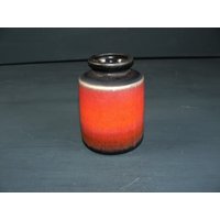 Vintage Tischvase Keramik Lavaglasur Rot Schwarz 70S Table Vase Wgp von SunriseVintageDE