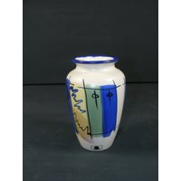 Vintage Tischvasemajoli Line Italy Keramik Vase Weiss-Blau 80Er Jahre von SunriseVintageDE