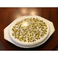 Pyrex Avocado Grüne Oliven Split Auflaufform, Olive Verde #pyrex Geteilte 1.5 Qt Backform Mit Deckel, 1970Er Jahre Schale Pyrex Avocado Grüne Oliven Split Auflaufform, Olive Verde #pyrex Geteilte 1.5 Qt Backform Mit Deckel, 1970Er Jahre Schale von SunscreenSeashells