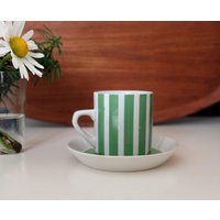 Arabia Finland Grün Gestreifte Vintage Kaffeetasse/Teetasse Und Untertasse, Geschirr , Entworfen Von Göran Bäck, Kaj Franck von Suntori