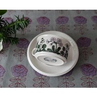 Arabia Flora Vintage Teetasse Kaffeetasse 250Ml Und Untertasse, Entworfen Von Esteri Tomula, Hergestellt in Finnland Keramik Geschirr Arabia Flora Vintage Teetasse Kaffeetasse 250Ml Und Untertasse, Entworfen Von Esteri Tomula, Hergestellt in Finnland Keramik Geschirr von Suntori