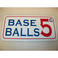 Baseballs 5 Cent Metallschild Vintage Karneval Messe Boardwalk Vergnügungspark Spielzimmer Baseball Baseballs 5 Cent Metallschild Vintage Karneval Messe Boardwalk Vergnügungspark Spielzimmer Baseball von SuperSigns2