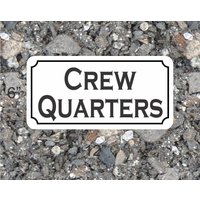 Crews Quarters Metallschild Schiff Boot Haus Segel Segelboot Crews Quarters Metallschild Schiff Boot Haus Segel Segelboot von SuperSigns2