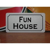 Fun House Metall Schild Für Karneval Vergnügungspark Boardwalk Messe Fun House Metall Schild Für Karneval Vergnügungspark Boardwalk Messe von SuperSigns2