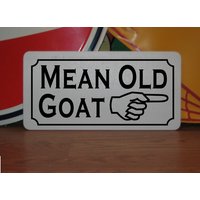Mittlere Alte Ziege Metallschild Für Barn Coop Farm Ranch Oder Küchendeko von SuperSigns2