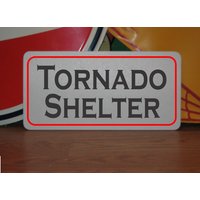 Tornado Shelter Metallschild von SuperSigns2