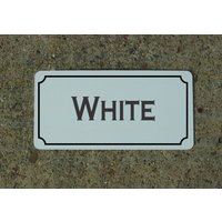 Weiss Metallschild Für Weinraum Keller Höhle Spirituosengeschäft Oder Bar Weiss Metallschild Für Weinraum Keller Höhle Spirituosengeschäft Oder Bar von SuperSigns2