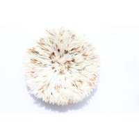 Juju Hut - Weiß + Natur von SurfaceAbroad