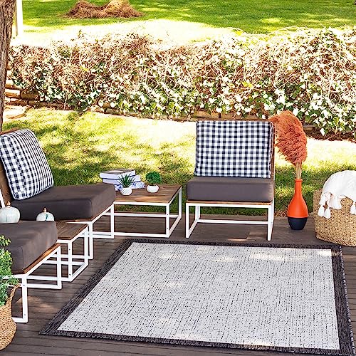 Livabliss Outdoor Teppich wetterfest, Belek - In und Outdoor Teppich für Balkon 120x170 cm, Terrasse, Garten, Küche - Outdoor Teppich Boho Style, Teppich für draußen - Teppich Elfenbein und Holzkohle Livabliss Outdoor Teppich wetterfest, Belek - In und Outdoor Teppich für Balkon 120x170 cm, Terrasse, Garten, Küche - Outdoor Teppich Boho Style, Teppich für draußen - Teppich Elfenbein und Holzkohle von Livabliss