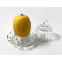 Vintage Glas Zitronenhalter | Geätzter Behälter Für Lebensmittelkonservierer Aus Crylstal von SustainableVintFinds