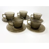 Vintage Set Glas Teetassen Und Untertassen | 1960Er Kaffee Glasbecher Oder Becher Made in Indonesien von SustainableVintFinds