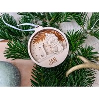 Personalisierte Weihnachtskugeln Weihnachtskugel Mit Namen - Christbaumschmuck Holz Kleine Weihnachtsgeschenke Weihnachtsanhänger Kind von SuzuPapers