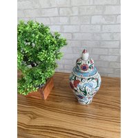 Handgemachte Keramik Deckeldose, Vase, Dekorative Handgemachte Vase Mit Deckel von SvonyHome