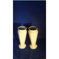 Kerzenschein England Kingston Pottery Zacht Groene Vaasjes von SwansboroughVintage