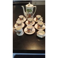 Krone Herzoglichen Art-Deco-Koffie Serviesje Patroon Floral Krone Herzoglichen Art-Deco-Koffie Serviesje Patroon Floral von SwansboroughVintage