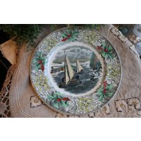 " Vintage Adams Winter Scenes Speiseteller 10 1/2 "Buntes Mistelzweig Und Holly Border "Ice-Boot-Rennen Auf Dem Hudson" Edition Number One." von Swansdowne