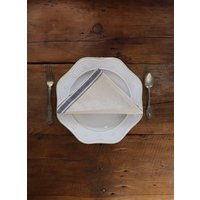 Bauernhaus Serviette | Getreidesack Beige Stoff Blau 3 Streifen I 36-38cm Bauernhaus Serviette | Getreidesack Beige Stoff Blau 3 Streifen I 36-38cm von SweetAnnieAcres