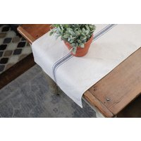 Tischläufer/Creme Getreidesack Stoff/Blauer Streifen Mittig/Beige Stoff/15" Breit von SweetAnnieAcres