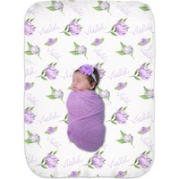 Personalisierte Mädchen Baby Decke- Lila Name Blumendecke - Benutzerdefinierte Blumen Swaddle Babypartygeschenk- Kinderzimmer Minky von SweetBabyDays