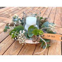 Tischkranz M.tablett-Windlicht-Tischdeko Weiß Creme Natur-Boho - Kerze Auf Geriffelten Teller von SweetDreamHomeDesign