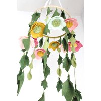 Baby Mädchen Mobile Kinderzimmer Dekor Bezaubernde Wollfilz Anemone Blumen Blüte Waldland Wunderlich Krippe Boho von SweetEnchantement