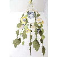 Gelb Und Grau Baby Mädchen Mobile Blumen Kinderzimmer Krippe Dekor Wollfilz Anemone Floral Bloom Silber Getrimmt Boho Chic Gelb Und Grau Baby Mädchen Mobile Blumen Kinderzimmer Krippe Dekor Wollfilz Anemone Floral Bloom Silber Getrimmt Boho Chic von SweetEnchantement