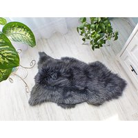 Echter Schaffell Teppich, Natürliches Graues Fell, Rustikales Wohndekor | 120 X 70 cm von SweetHomeLY