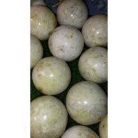 Nephrit-Jade-Kugel - 50-51 Mm/Jade-Kugel/Natürliche Jade von SweetKarmaCrystals