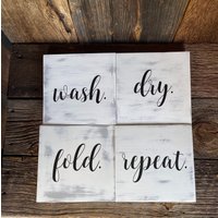 Waschküche Holzschild Set Farmhouse Wash, Dry, Fold, Rapport von SweetLoveBlooms