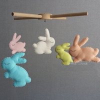 Hase Baby Mobile, Osterhase Geschenk, Mädchen Kaninchen Mobile Für Kinderzimmer, Pastell Kinderzimmer Dekor, Erste Ostern von SweetMobiles