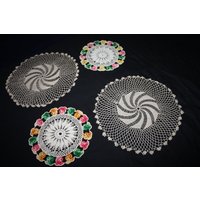 Gehäkelte Gestärkete Häkel-Doilies von SweetPotatoPunch