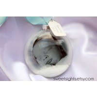 Babys Erste Weihnachtsverzierung, Personalisierte Foto Glasverzierung von SweetSights