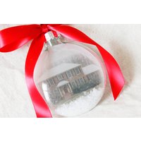 Erster Haus Foto Ornament, Personalisierte Weihnachtsandenken von SweetSights