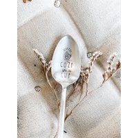 Kuschelige Tasse | Gestempelter Löffel - Gemütlicher Kaffeelöffel Teelöffel Vintage Silberlöffel Tee von SweetThymeDesign