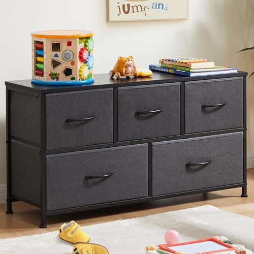 Sweetcrispy Kleine Kommode mit 5 Stoffschubladen für Schlafzimmeraufbewahrung, Kinderzimmerschrank Truhenmöbel, Metallrahmen, Holzplatte, Leichter Eingangsschrank, Grau von Sweetcrispy