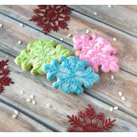 Schneeflocken-Plakette-Ausstechform Schneeflocken-Plakette-Ausstechform von SweetleighPrinted