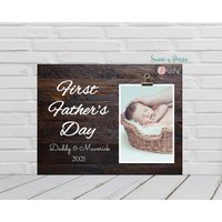 Erster Vatertag Geschenk, Vatertag, Papa Personalisierter Bilderrahmen Mein Erster Personalisiertes Geschenk Für Neuen Vater von SweetnPetiteDesignCo