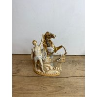 Antike Biskummann Und Pferd Figur/Ornament. Weiß, Pfirsich Gold Design Guter Zustand von SwiftMillVintage