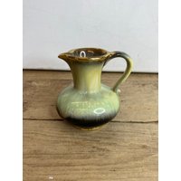 Vintage Mid Century Braun, Beige Und Hellgrün Schöne West German Krug/Krug. Auffällig in Gutem Zustand von SwiftMillVintage