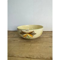 Vintage Myott Und Söhne Auffällig Art Deco Handbemalt Gelb, Orange Braun Große Obstschale Blatt Design. in Gutem Zustand von SwiftMillVintage