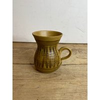 Vintage Stilvolle Braune Alvingham Studio Keramik Tasse/in Gutem Zustand. Sehr Schönes Objekt von SwiftMillVintage