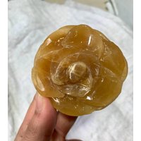 Honig Calcit Blume - Handgefertigter, Natürlicher Honigfarbener Kristall, 200G, Herkunft Pakistan Honig Calcit Blume - Handgefertigter, Natürlicher Honigfarbener Kristall, 200G, Herkunft Pakistan von SwissGemCraft