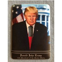 Die Donald Single Metal Schalterplatte von SwitchPlateShack